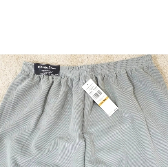 Alfred Dunner~Woman Plus Size 16W--22W~Eskimo Kiss Gray Corduroy Pants - Picture 12 of 13